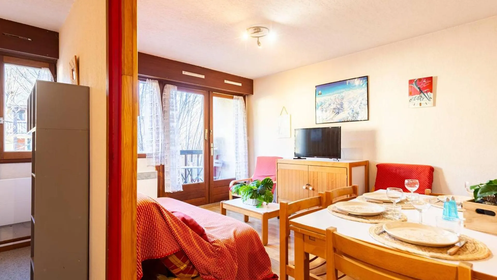 Confort A St Lary: T2, 4 Pers, Jacuzzi, Sauna, Gym, Parking - Fr-1-296-512 Vignec Lägenhet